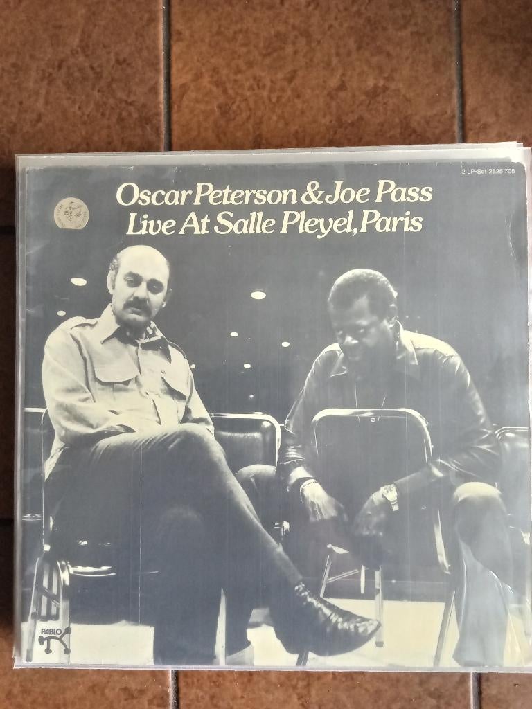 2 LP Oscar Peterson & Joe Pass, 1960 tot 1980, Ophalen of Verzenden, Zo goed als nieuw, 12 inch