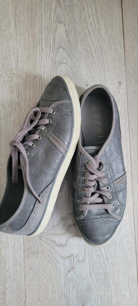 Esprit sneakers grijs maat 39, Kleding | Dames, Schoenen, Ophalen of Verzenden, Sneakers of Gympen, Grijs, Gedragen