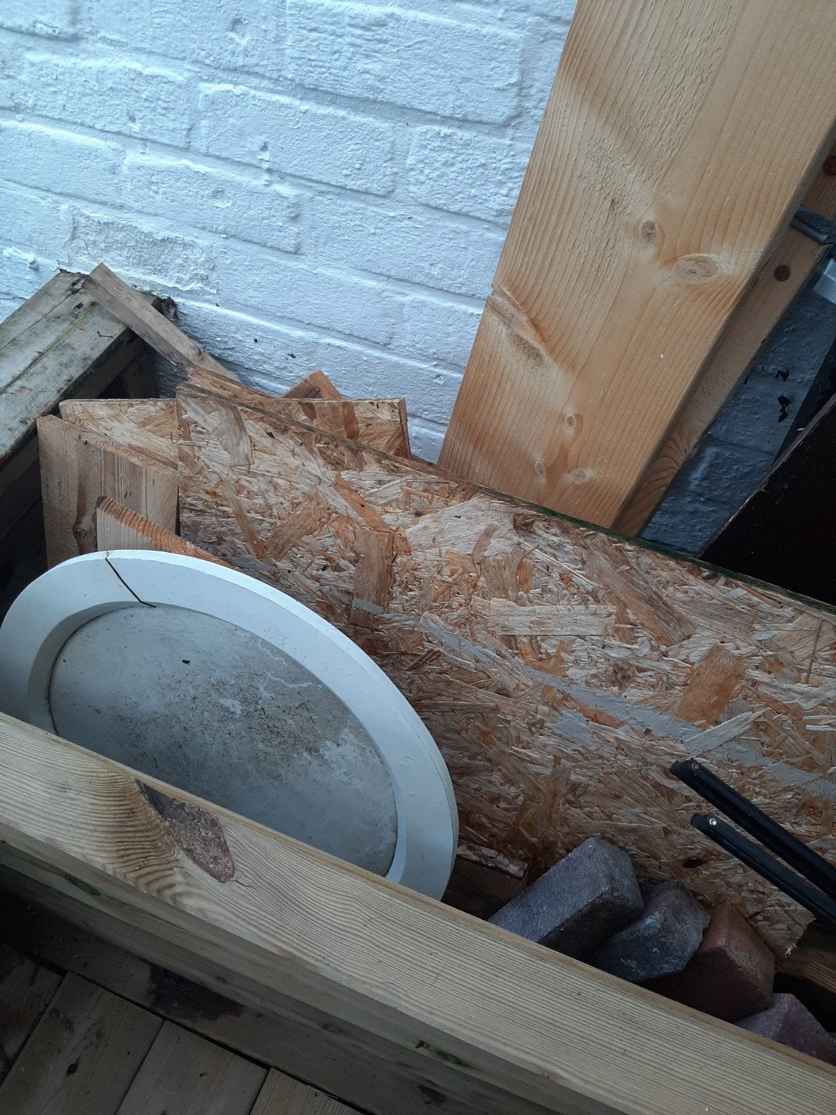 Gratis brandhout ophalen, Minder dan 3 m³, Ophalen of Verzenden, Overige houtsoorten, Blokken