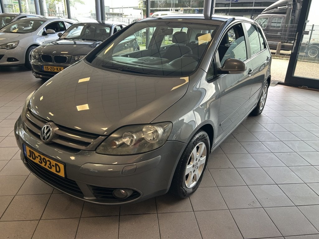 Volkswagen Golf Plus 1.6 Turijn Airco APK 02-27 BJ 2007 !, Auto's, 4 cilinders, 1283 kg, Euro 4, 66 €/maand