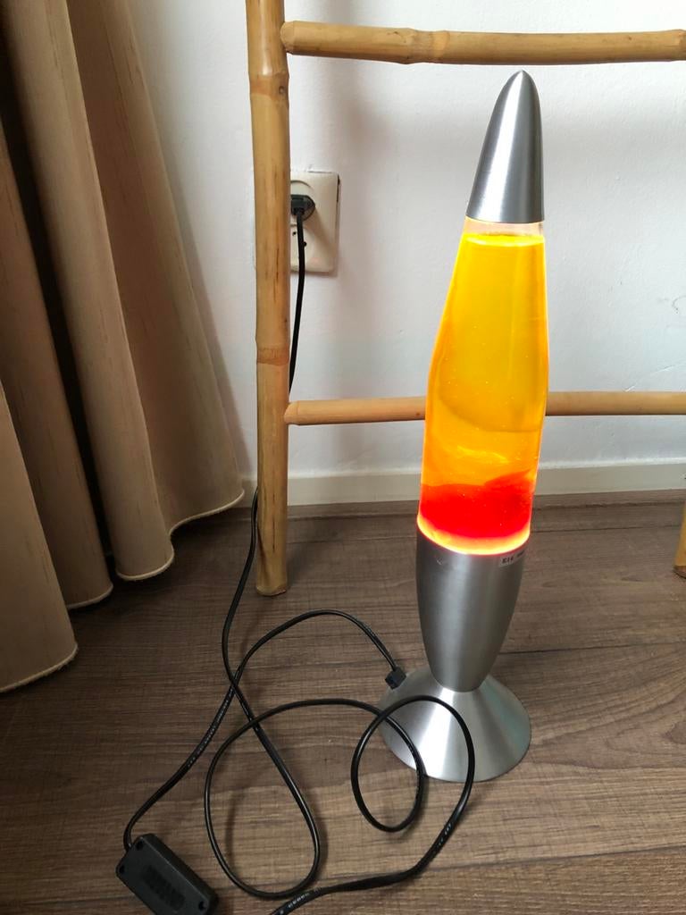 Lavalamp geel/rood 40 cm hoog, Ophalen of Verzenden, Gebruikt