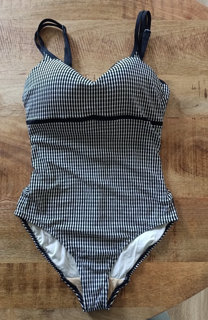 Prima donna badpak 75 F Nieuw zwart wit 75F, Kleding | Dames, Zwart, Nieuw, Badpak, Ophalen of Verzenden
