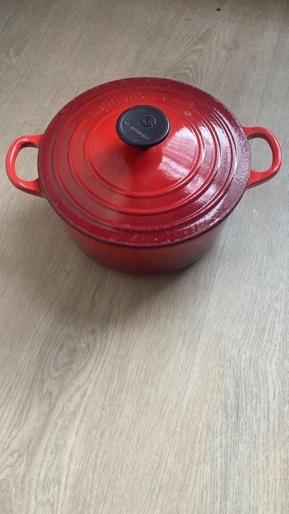 Le Creuset gietijzeren braadpan 18 cm, Huis en Inrichting, Ophalen, Gebruikt, Koekenpan of Braadpan, Gietijzer
