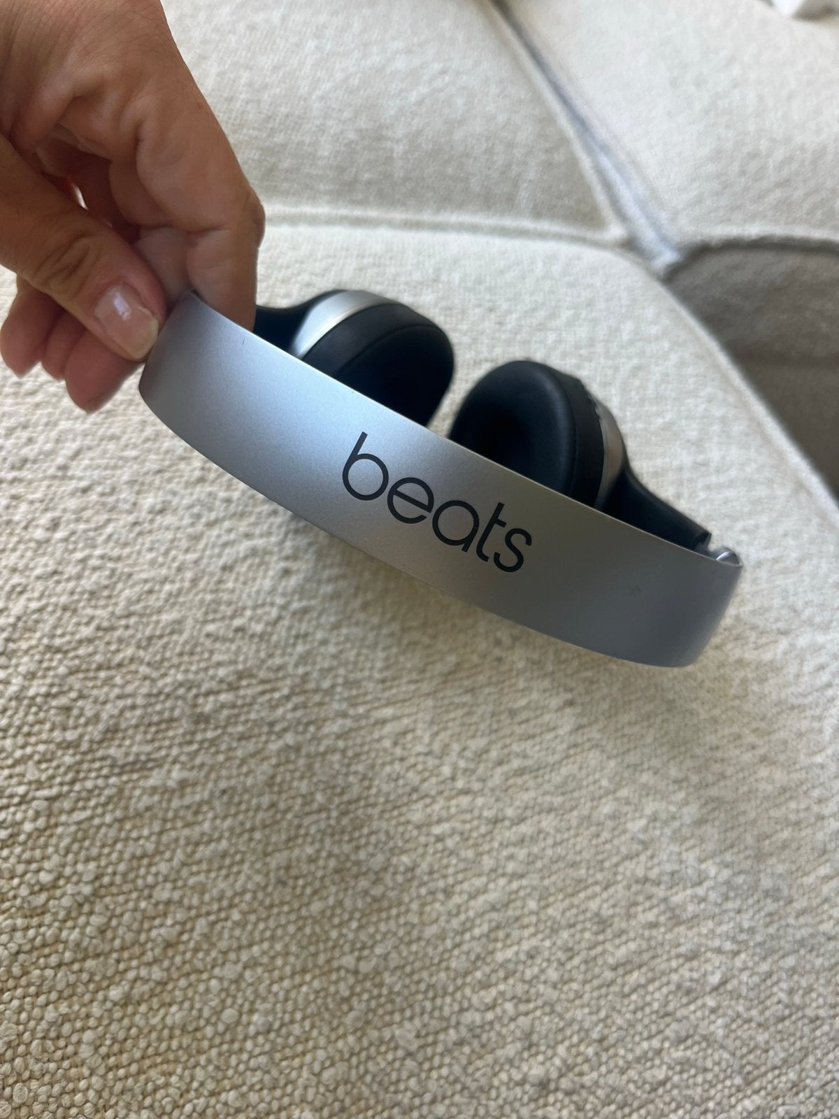 Beats Solo Wireless Koptelefoon - Zilver, Audio, Tv en Foto, Koptelefoons, Ophalen, Gebruikt, Beats, Op oor (supra aural)