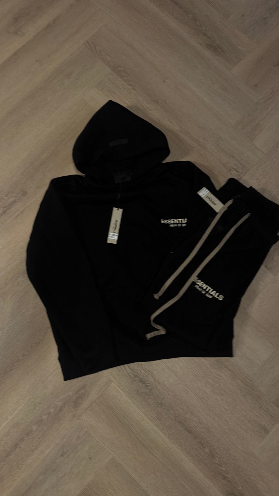 Essentials Fear of God trainingspak - Zwart, Ophalen of Verzenden, Nieuw, Maat 52/54 (L)