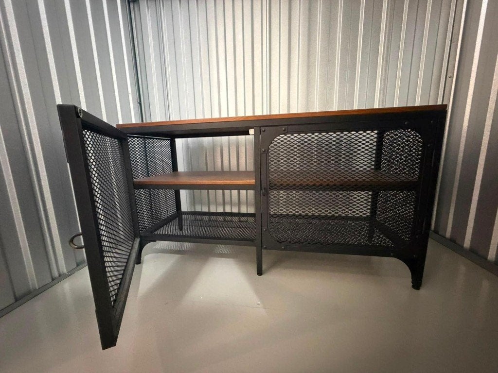 FJÄLLBO TV meubel (2 deurs), Ophalen, 100 tot 150 cm, Zo goed als nieuw, Minder dan 100 cm