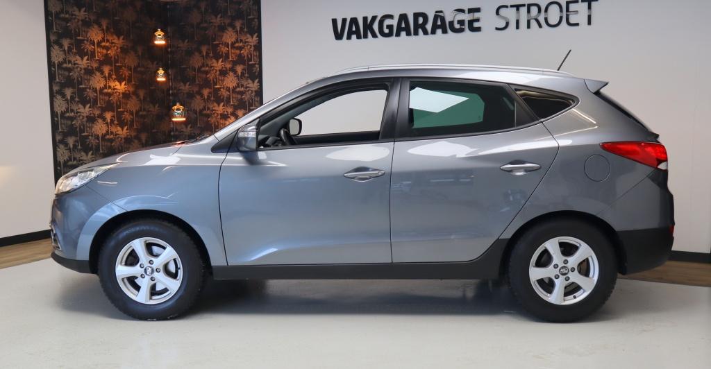 Hyundai ix35 2.0i Business Ed.| el.pano | cruise | trekh | c, Gebruikt, Zwart, 4 cilinders, Leder en Stof