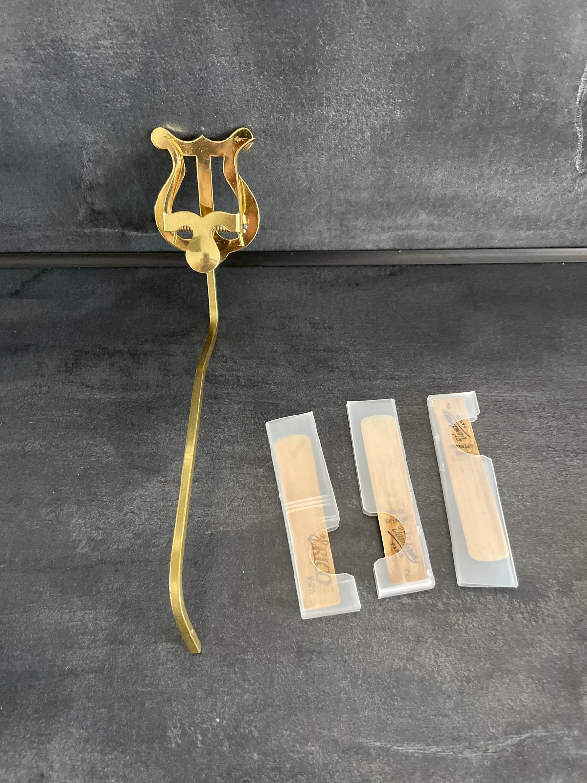 Harpje en 3 nieuwe rietjes voor tenor saxofoon, Ophalen of Verzenden, Nieuw, Tenor