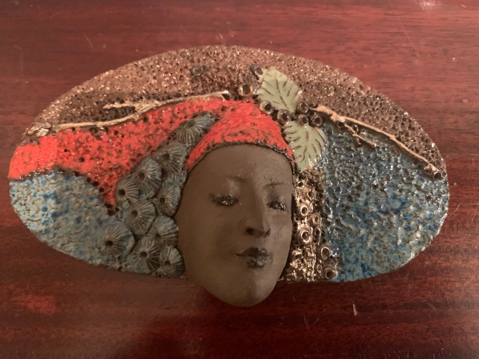 Afrikaanse dame als wand sculptuur 16 cm breed, Ophalen of Verzenden