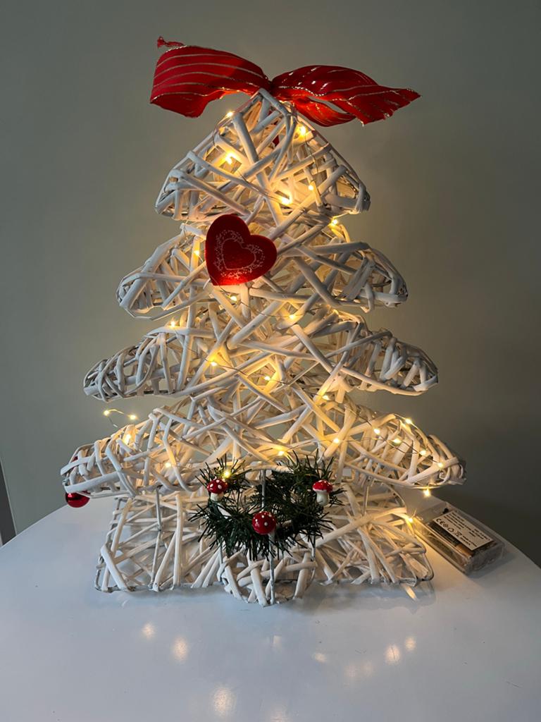 Rotan kerstboompje met verlichting, Ophalen of Verzenden, Gebruikt