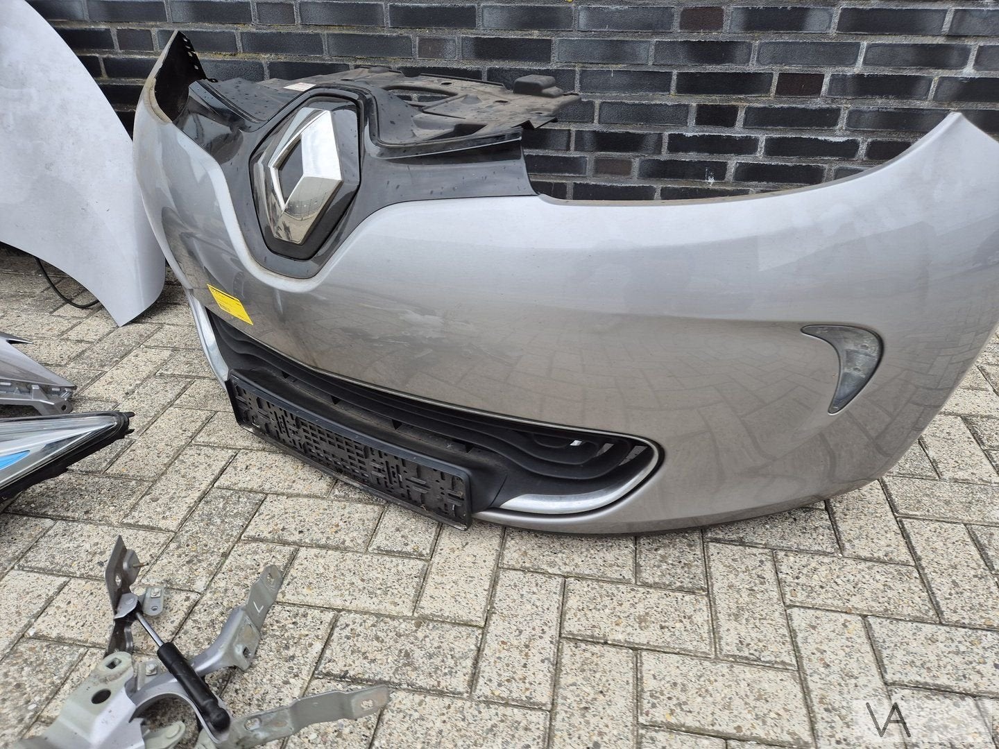 Renault Zoe 2012 - 2019 voorkop compleet SCHADEVRIJ €1000, Gebruikt, -, Renault, -