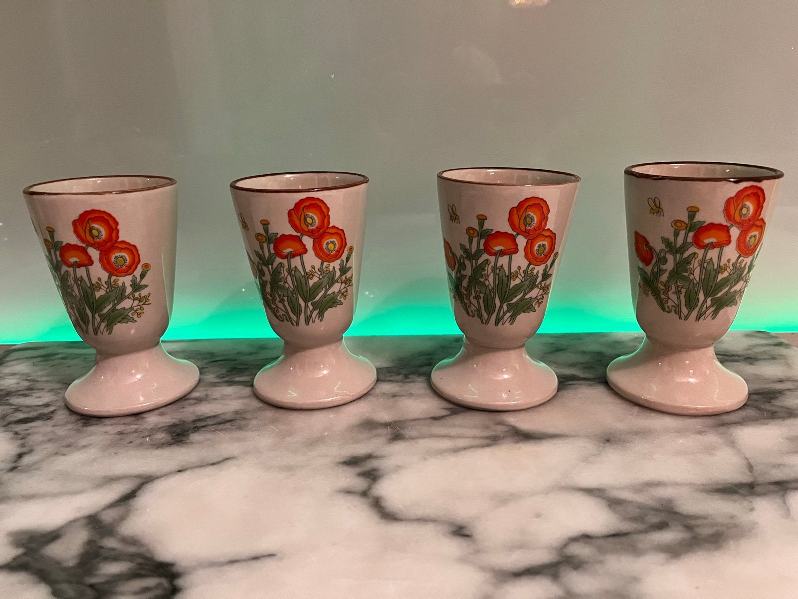 Set van 4 retro kopjes uit de jaren '70 met vrolijke print, Ophalen of Verzenden