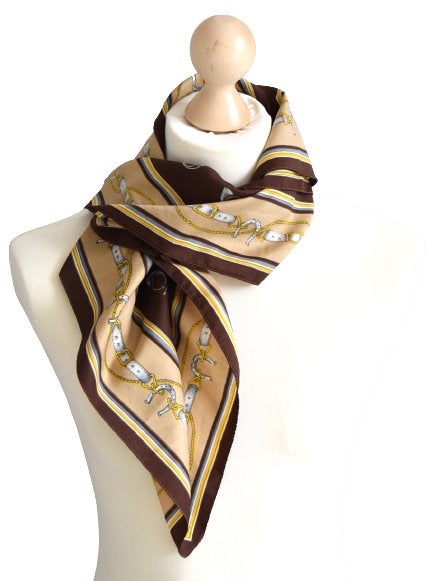 Vintage designer foulard, shawl, bruin/beige/zilver, Verzenden, Maat 46/48 (XL) of groter, Zo goed als nieuw, Sjaal