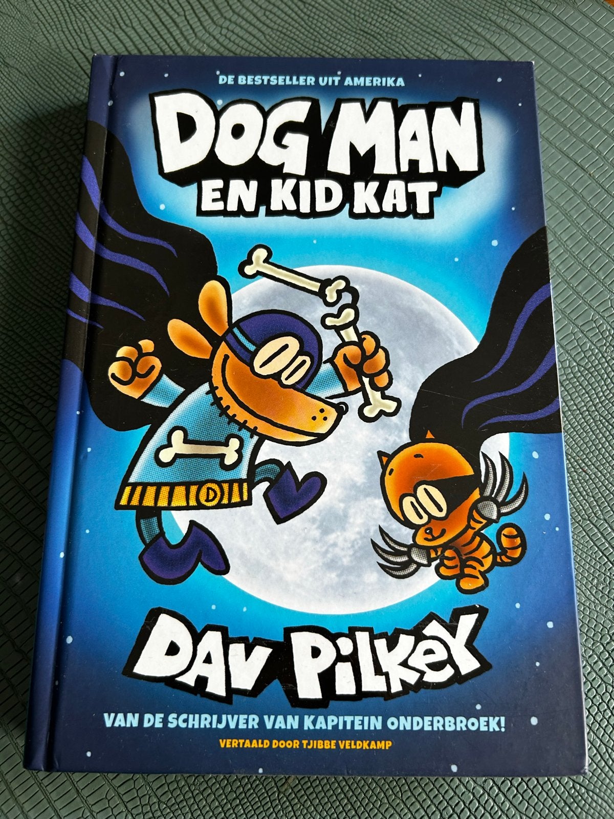 Dog Man en Kid Kat - Dav Pilkey (Zo goed als nieuw), Ophalen of Verzenden, Zo goed als nieuw, Fictie