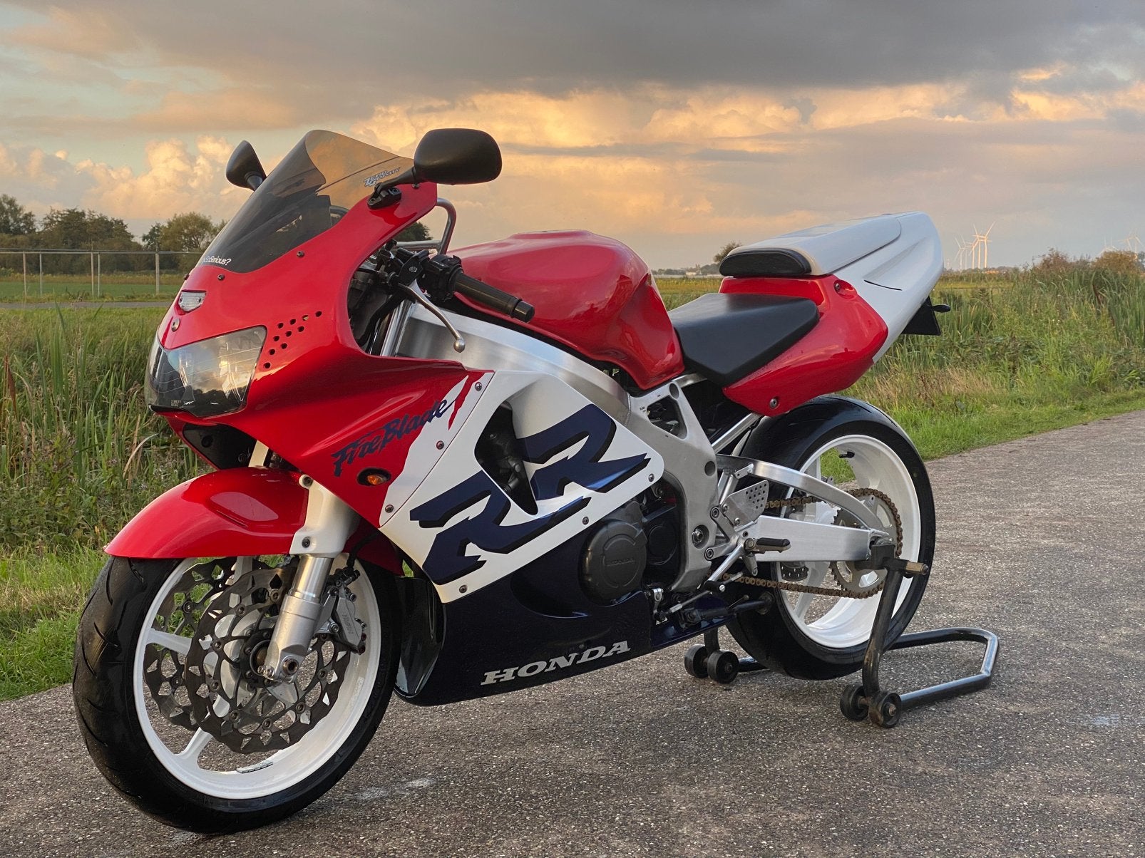 Honda CBR 900RR Fireblade Z.G.A.N, Particulier