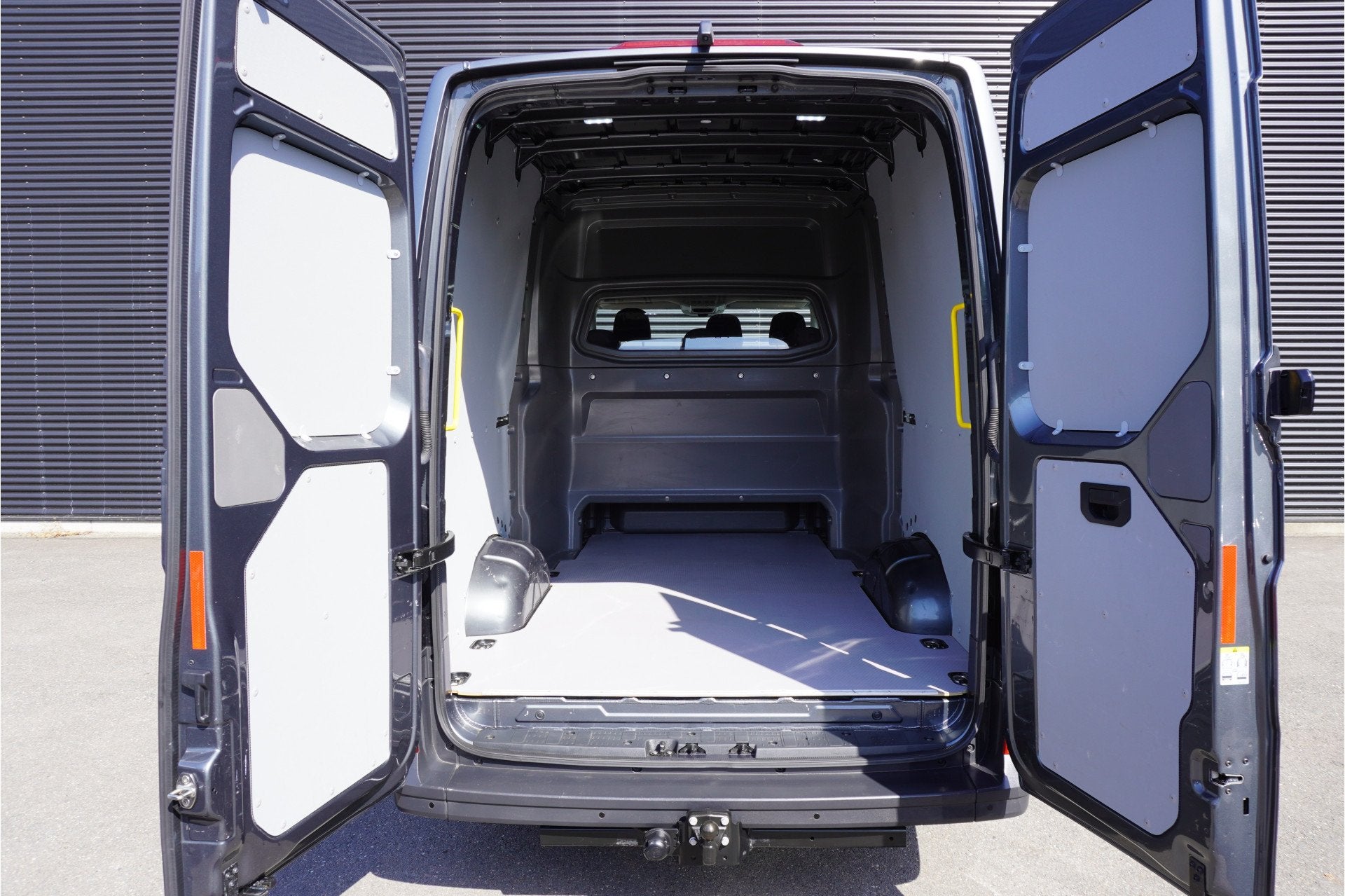 MAN TGE 180pk 4x4 Automaat 4-motion L3H3/L2H2 Dubbele Cabine, Automaat, Gebruikt, 4 cilinders, MAN
