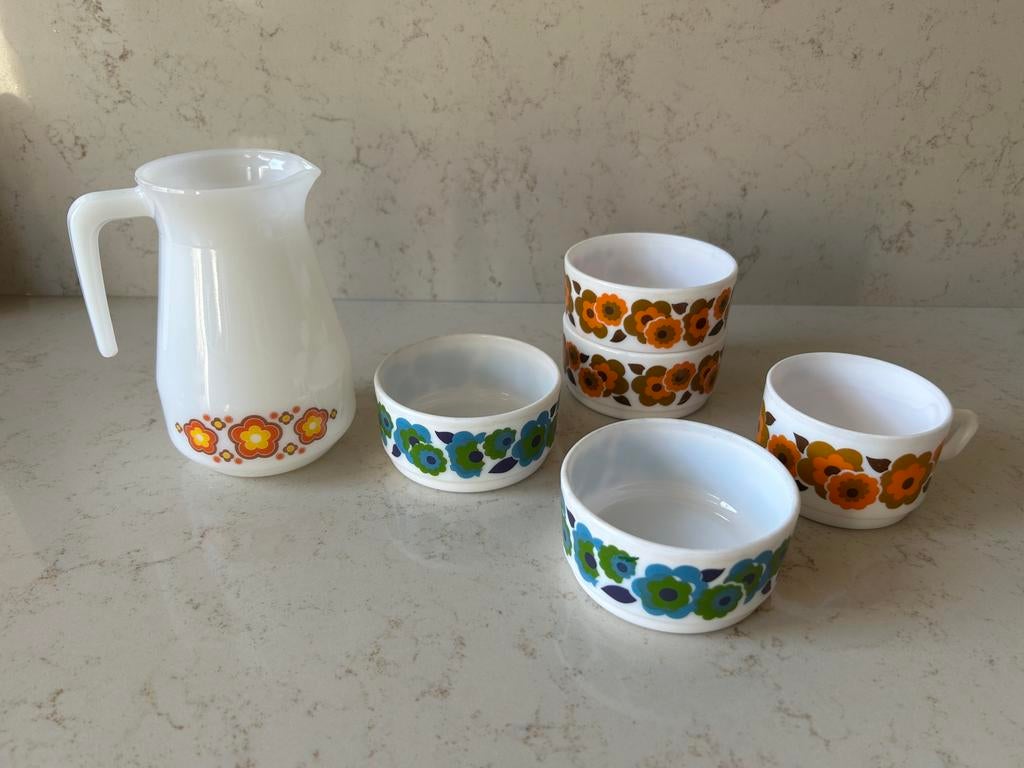 70s bloemetjes servies, Antiek en Kunst, Ophalen
