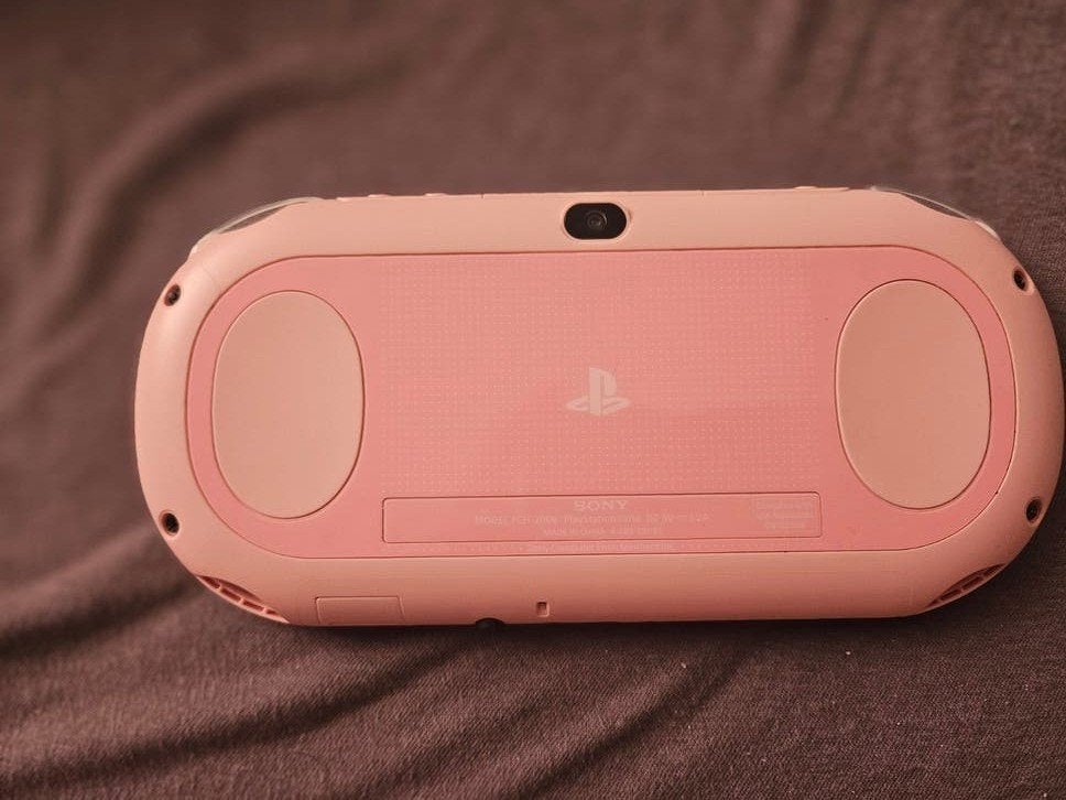 PS Vita Slim Roze met Wit - Zeldaam, Ophalen of Verzenden, Gebruikt, Roze