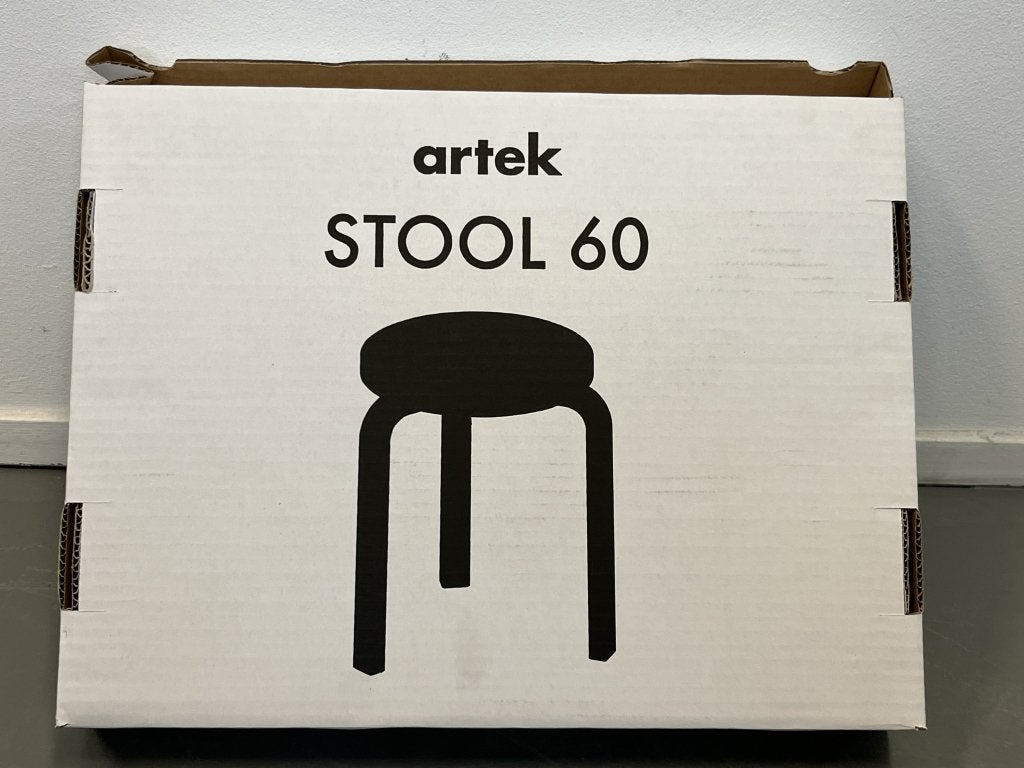 9  Artek Stool kruk 60cm Wit Nieuw, Huis en Inrichting, Krukjes, Niet ingevuld, Niet ingevuld, Nieuw, Ophalen of Verzenden