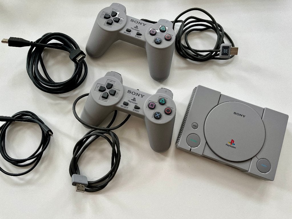 PlayStation Classic, Spelcomputers en Games, Spelcomputers | Sony PlayStation 1, Ophalen, Zo goed als nieuw, Met 2 controllers