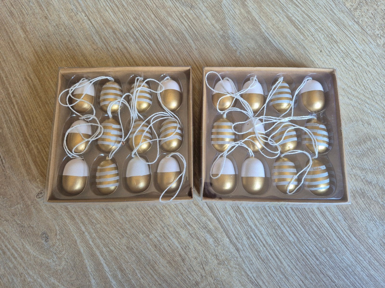 Hema, 2 doosjes houten hangers, Diversen, Pasen, Ophalen of Verzenden, Gebruikt