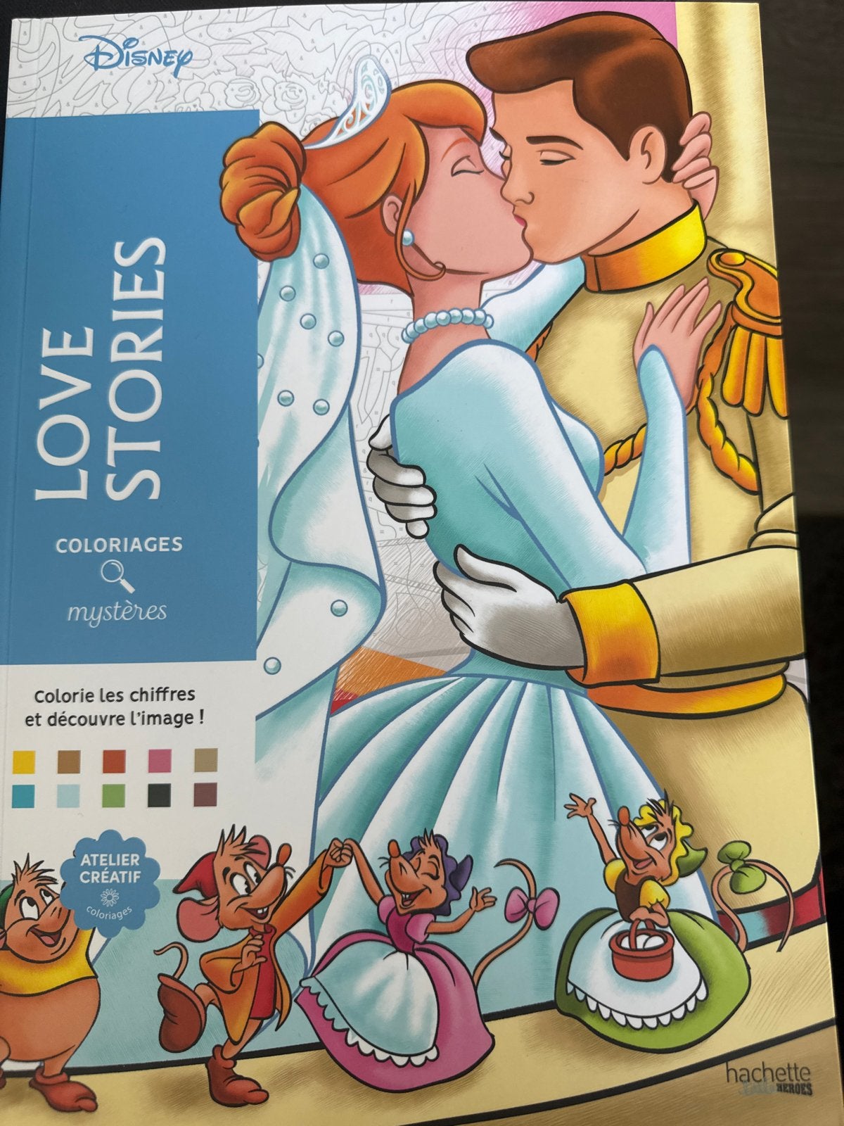 Disney Love Stories Kleurboek - Mysterieuze Kleurplaten, Ophalen of Verzenden, Nieuw, Overige merken