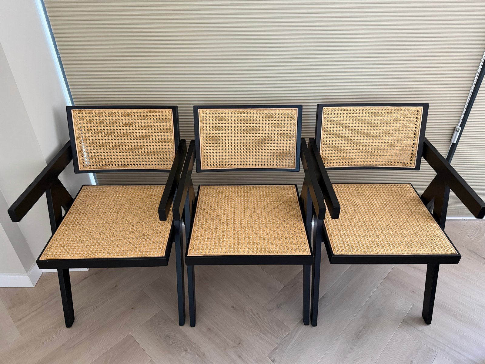 Zwarte rotan stoelen/bankje - set van 3 +1, Pierre Jeannere, Ophalen