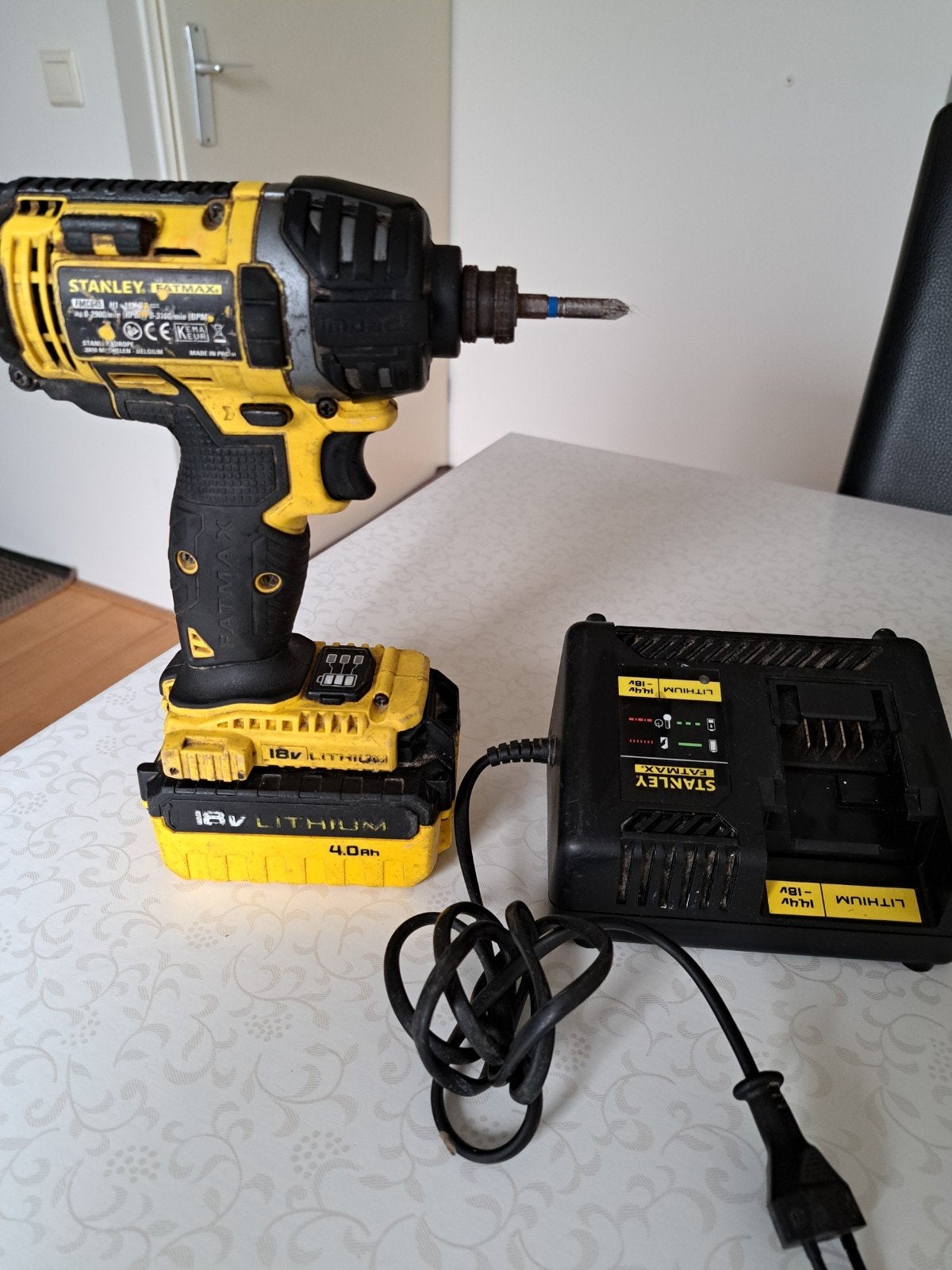 Stanley Fatmax - Dewalt Slagschroefmachine, Doe-het-zelf en Verbouw, Gereedschap | Boormachines, Ophalen of Verzenden, Boor- en Schroefmachine