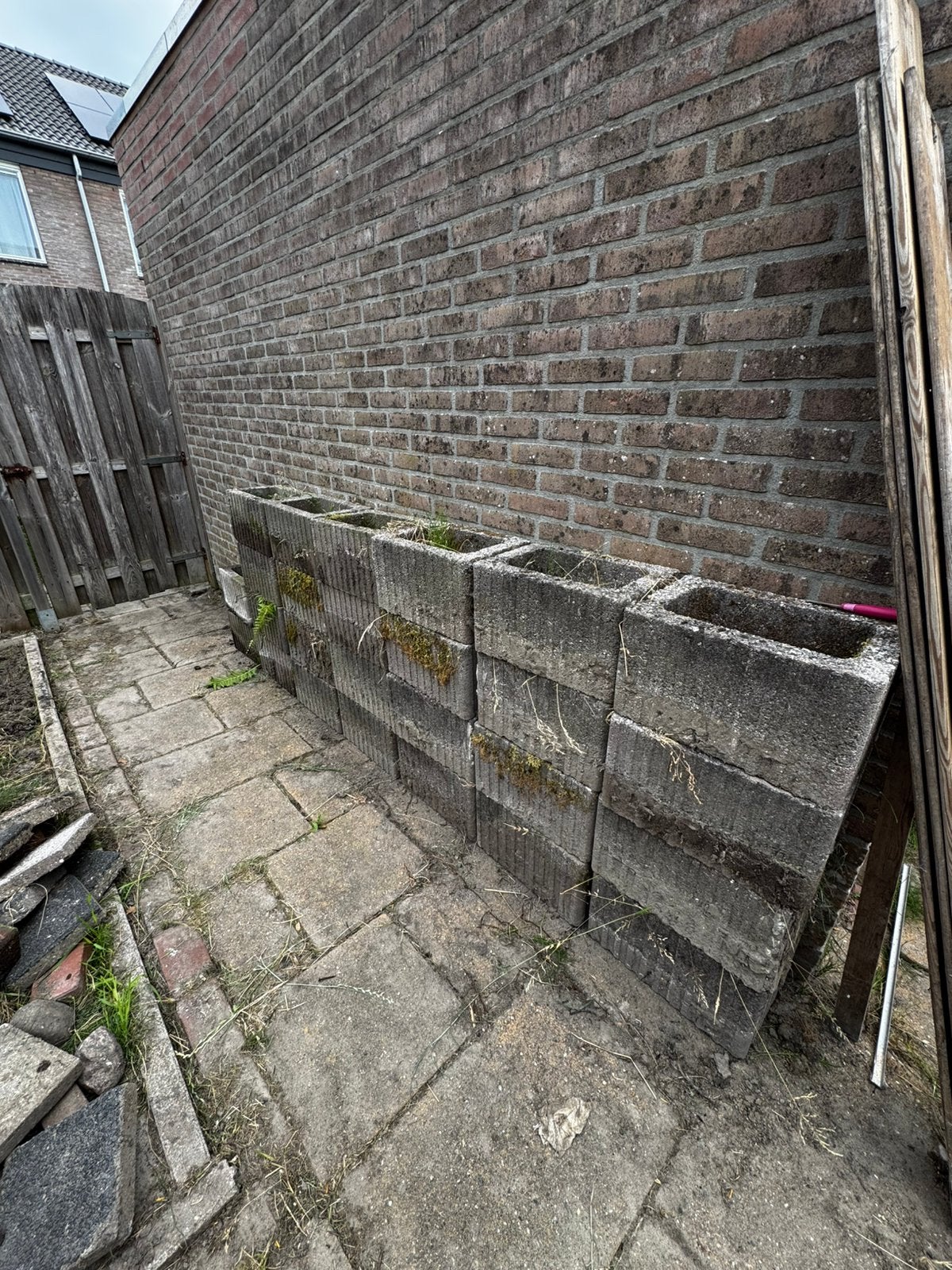 Een beton bloemen potten, Tuin en Terras, Ophalen, Overige materialen, Gebruikt, Minder dan 3 meter