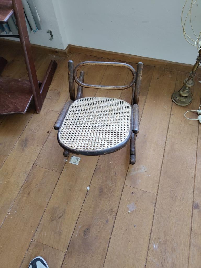 Vintage voetenbankje met rotan zitting, Ophalen, Minder dan 50 cm, Gebruikt, Hout