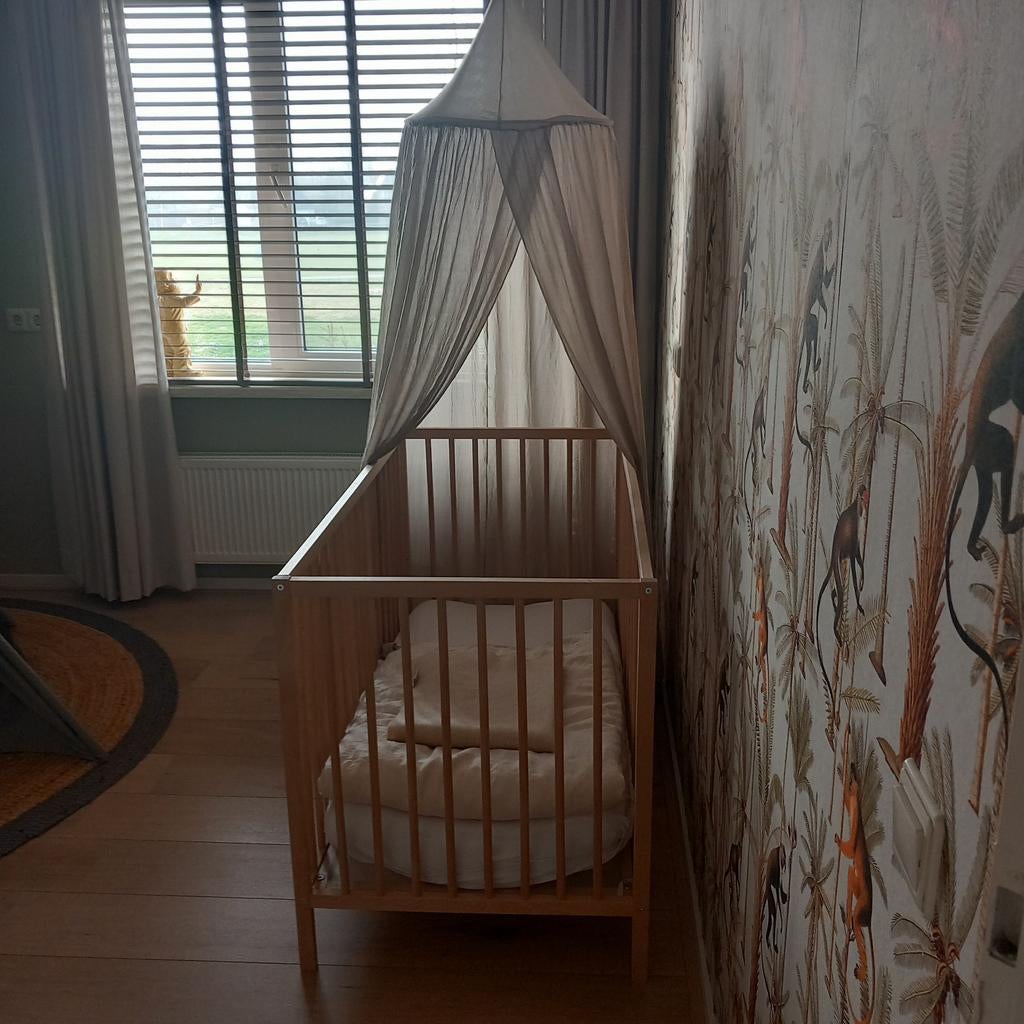 IKEA baby/peuterledikantje, Kinderen en Baby's, Ophalen of Verzenden, Zo goed als nieuw, Ledikant