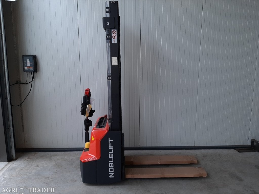 Elektrische stapelaar 2900 mm 1200 kg initiële heffing