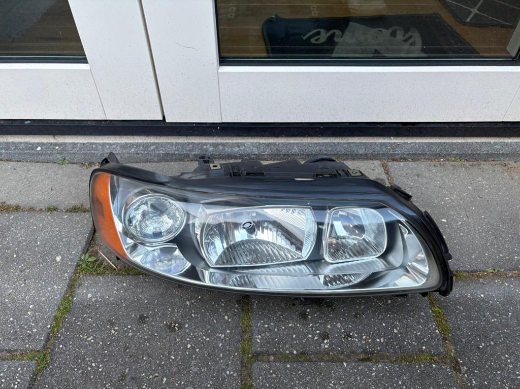 Volvo V70 S60 XC70 originele Koplamp rechts facelift, Auto-onderdelen, Ophalen of Verzenden, Gebruikt, Volvo