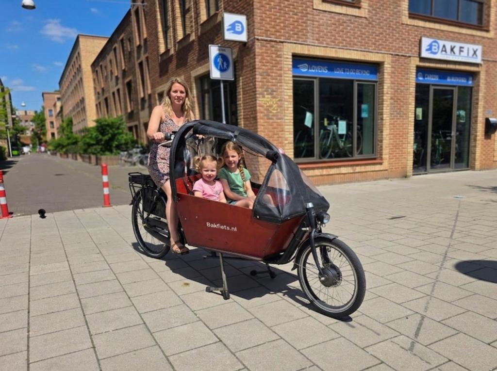 Pinkster aanbieding Bakfiets(.)nl - Elektrisch met Huif, 4 kinderen of meer, Huif, Info@bakfiets.nl, Ophalen of Verzenden