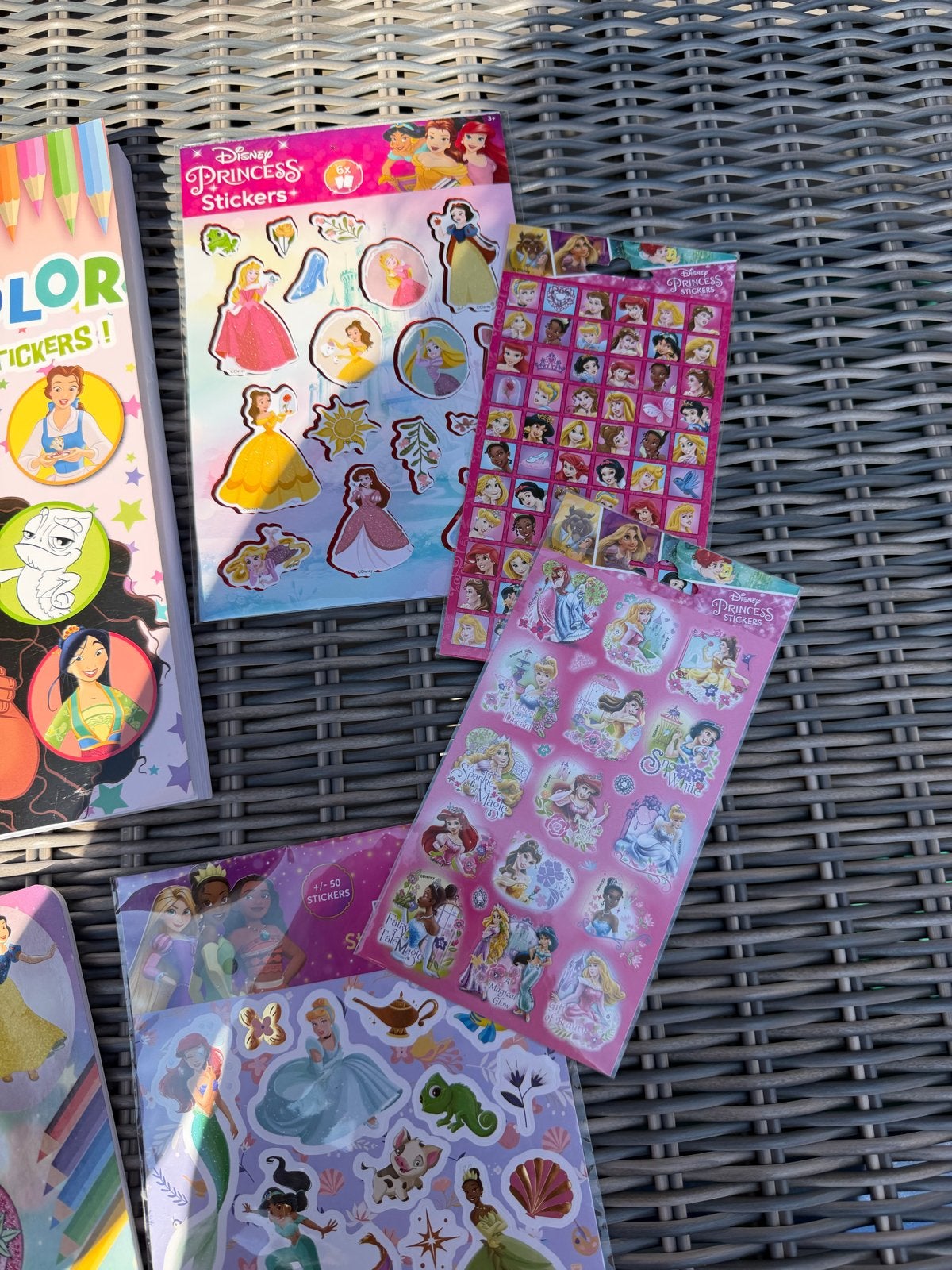 Disney Princess kleurboek/mandala- en Stickerpakket, Ophalen of Verzenden, Nieuw, Knutselen