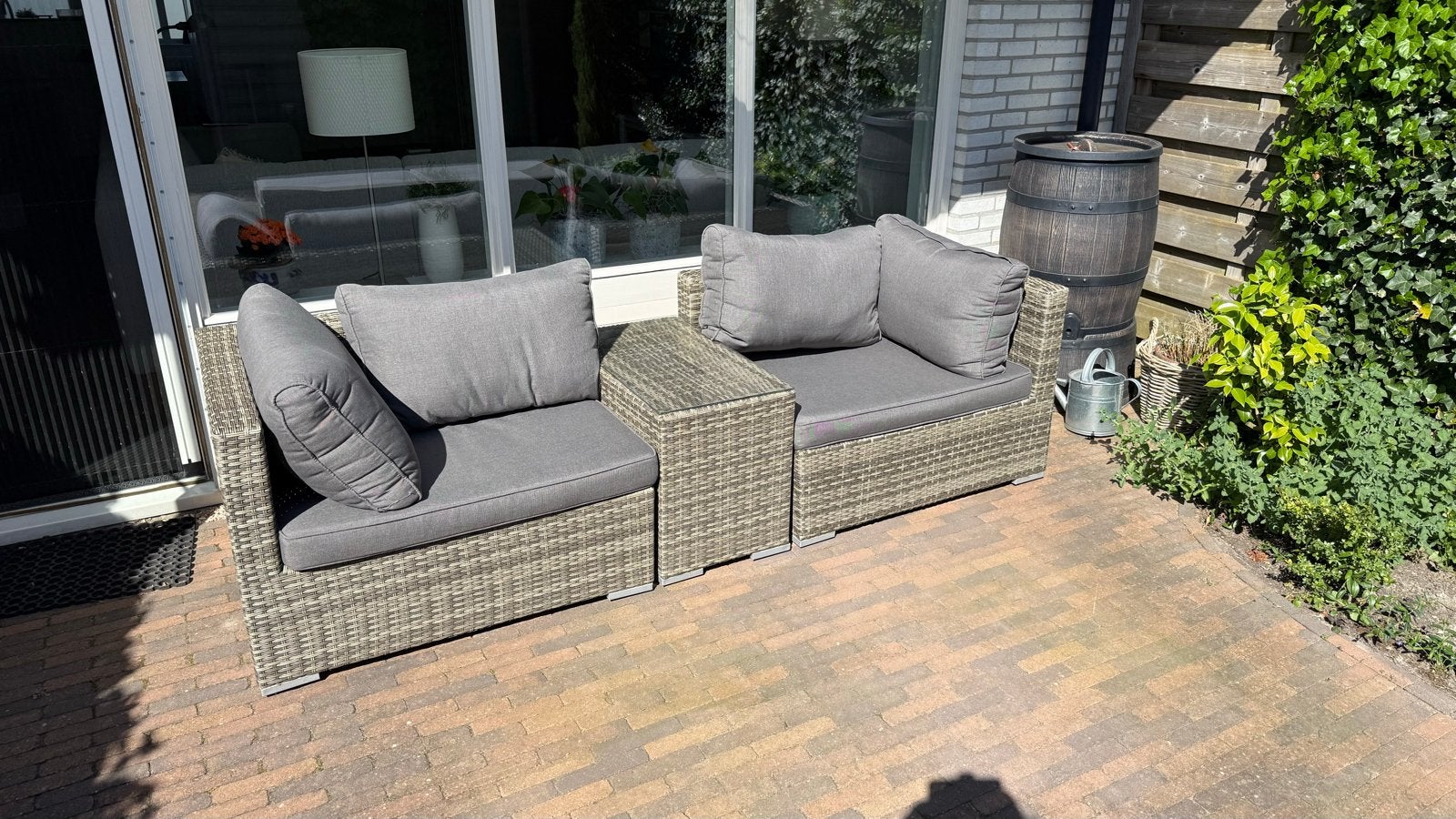 Wicker Loungeset met Kussens en Bijzettafel, Tuin en Terras, Tuinsets en Loungesets, Ophalen, 4 zitplaatsen, Gebruikt, Loungeset