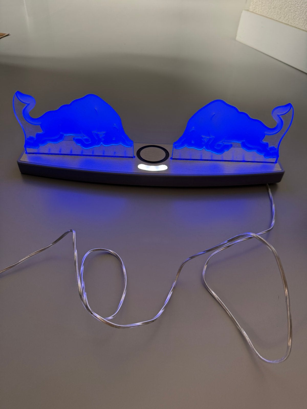 Te koop Red bull lamp, Ophalen of Verzenden, Gebruikt, Lichtbak of (neon) lamp