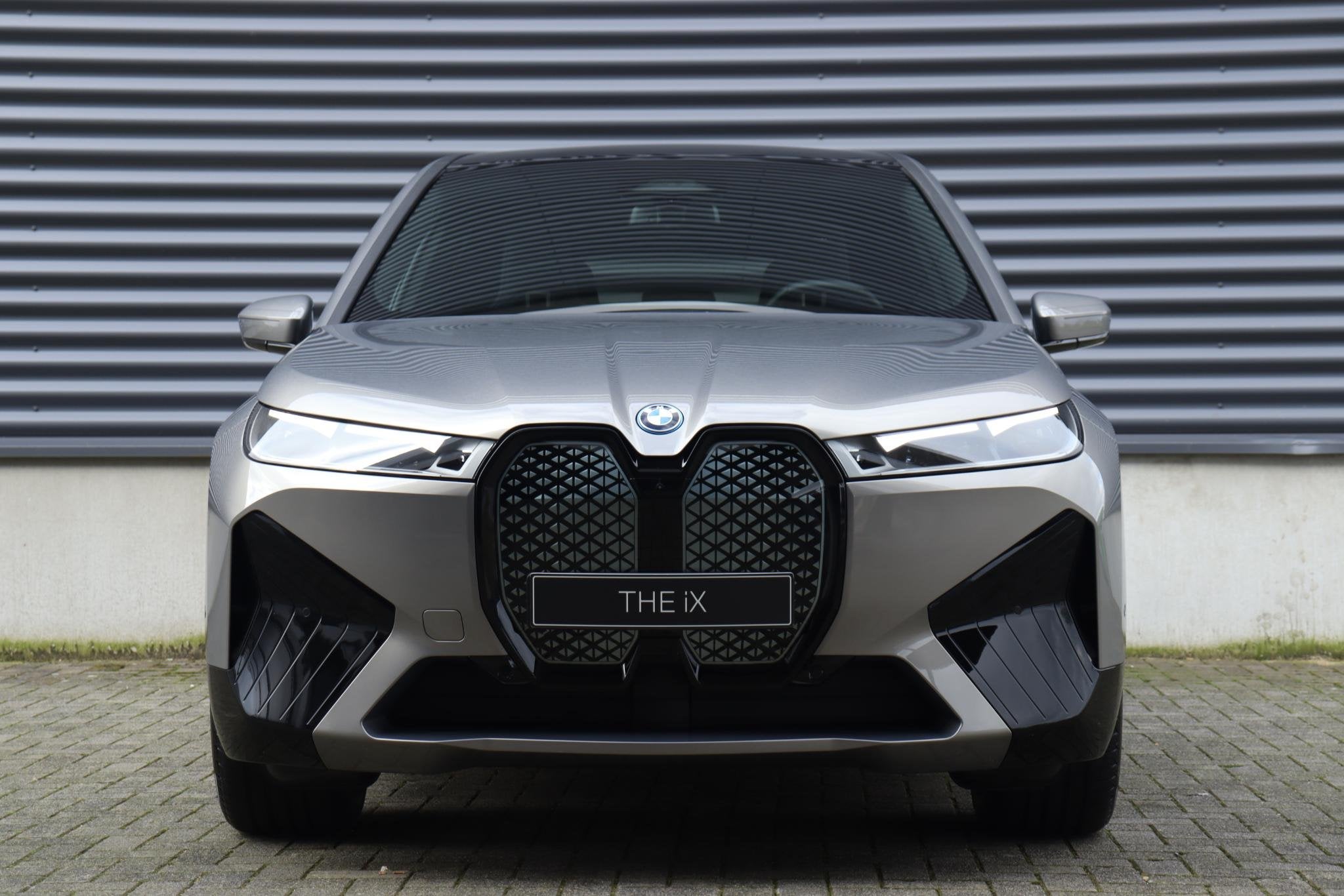 BMW iX xDrive40 High Executive | Sport Edition | Sportpakket, Automaat, 15 min, Stof, Met garantie (alle)