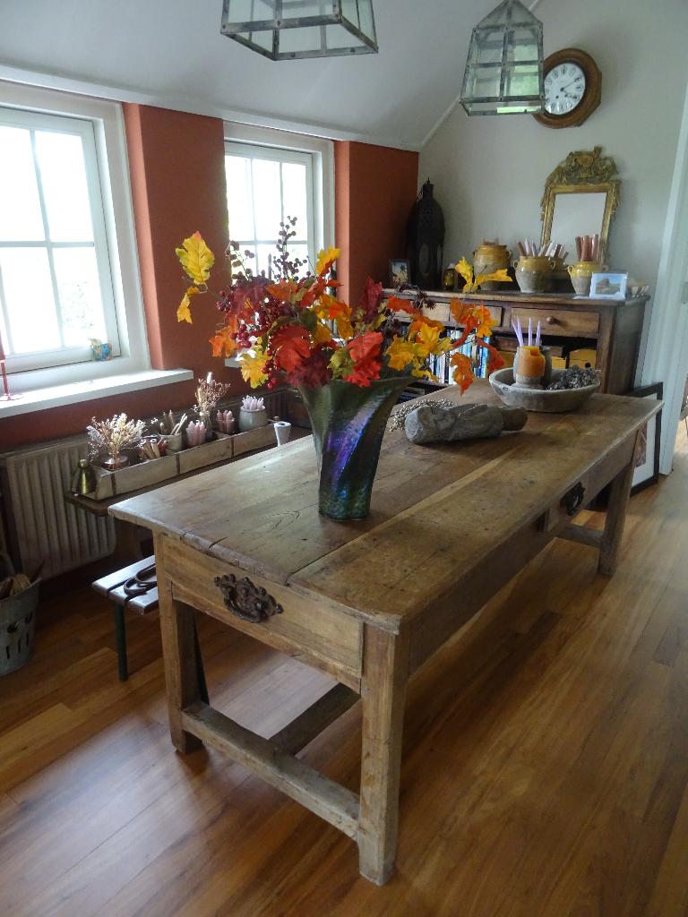 antieke Franse tafel met 3 lades, Ophalen
