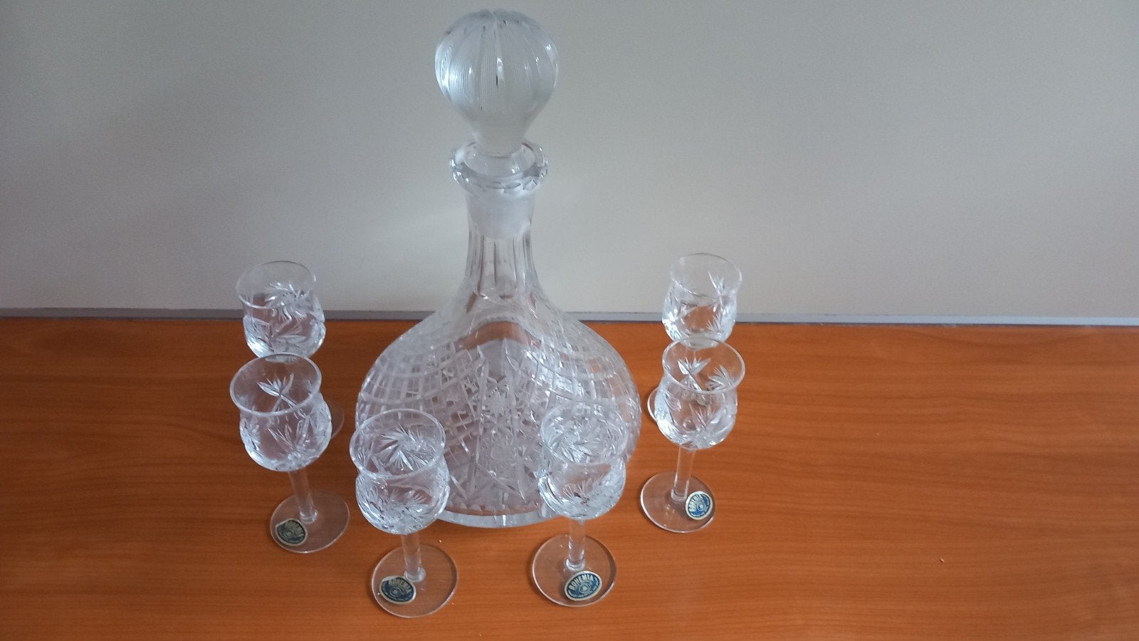 Bohemia kristallen karaf met 6 glaasjes - meer dan 24% PbO, Antiek en Kunst, Antiek | Glas en Kristal, Ophalen