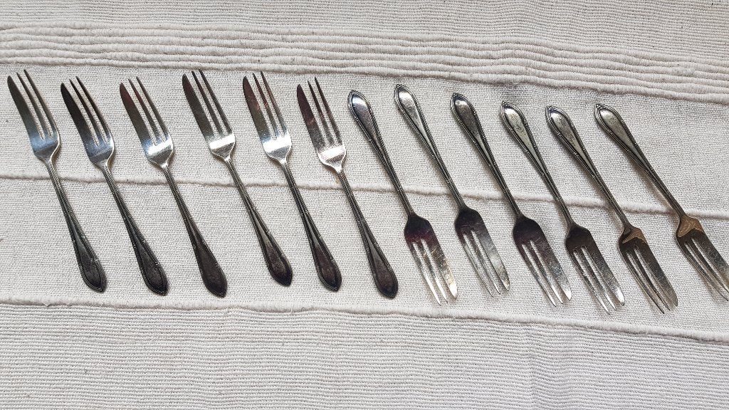 12 Gebaksvorkjes verzilverd EPNS, Ophalen of Verzenden, Zilver