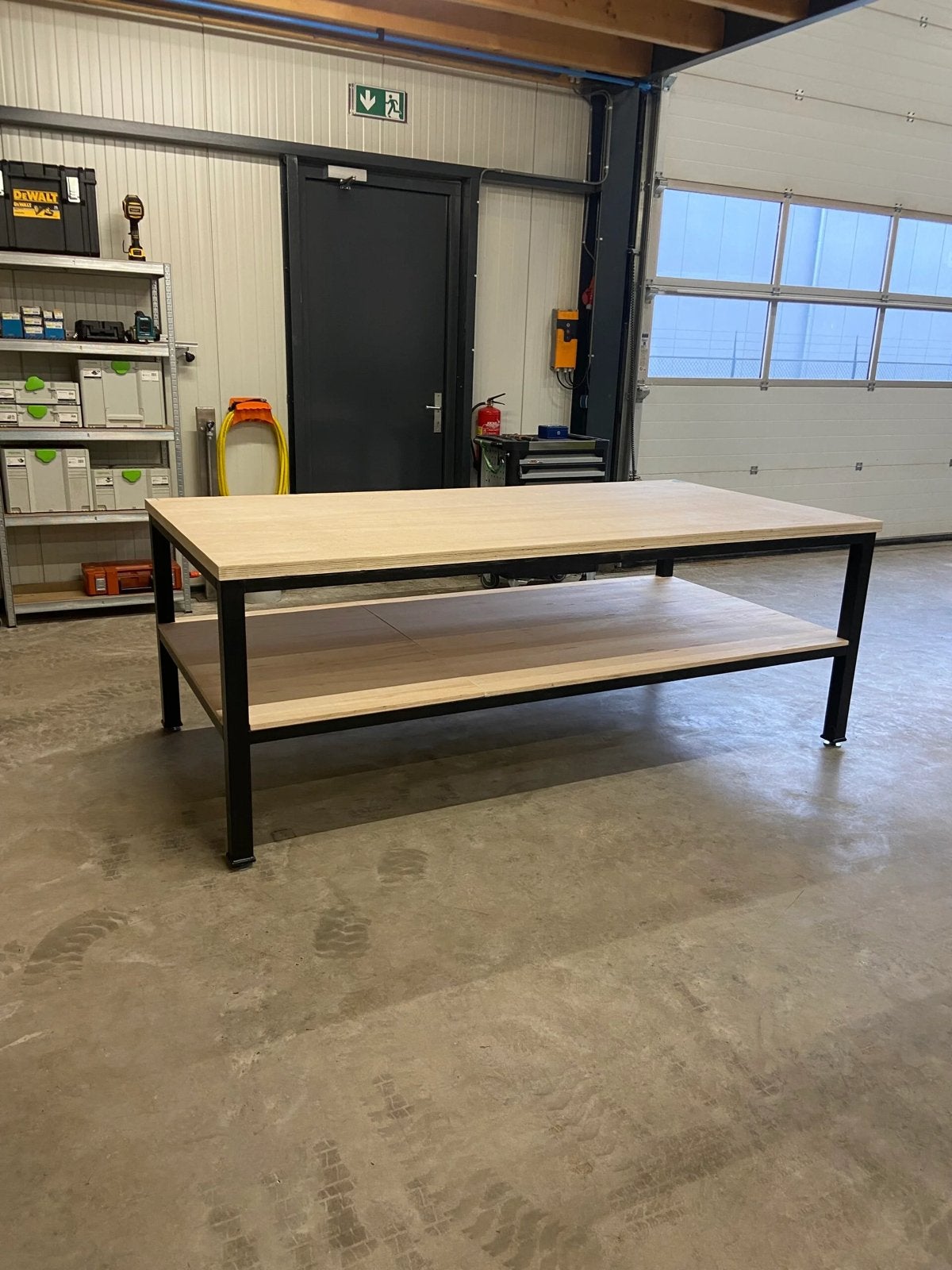 Werkbank/Werktafel, Doe-het-zelf en Verbouw, Ophalen, Nieuw, Bankschroef