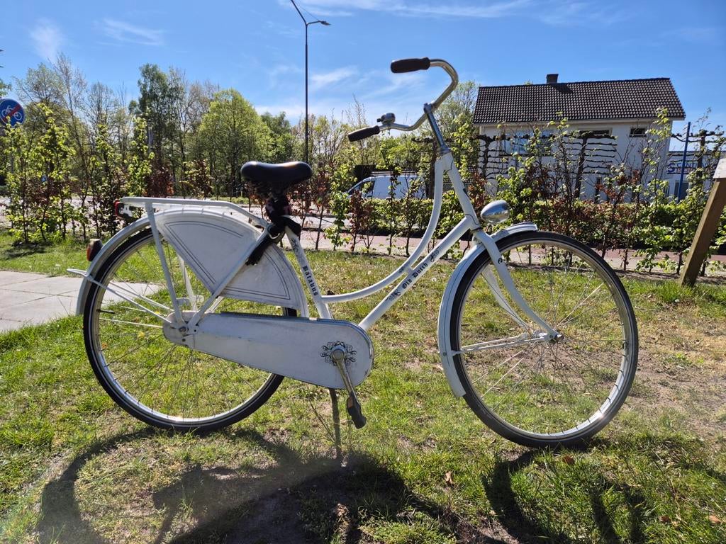 Witte damesfiets incl. rek, Fietsen en Brommers, Fietsen | Dames | Damesfietsen, Ophalen, Velgrem, Gazelle, 53 tot 56 cm