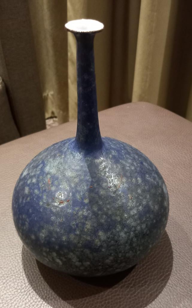 Kobalt blauw vaasje, Blauw, Aardewerk of Porselein, Ophalen of Verzenden, Zo goed als nieuw