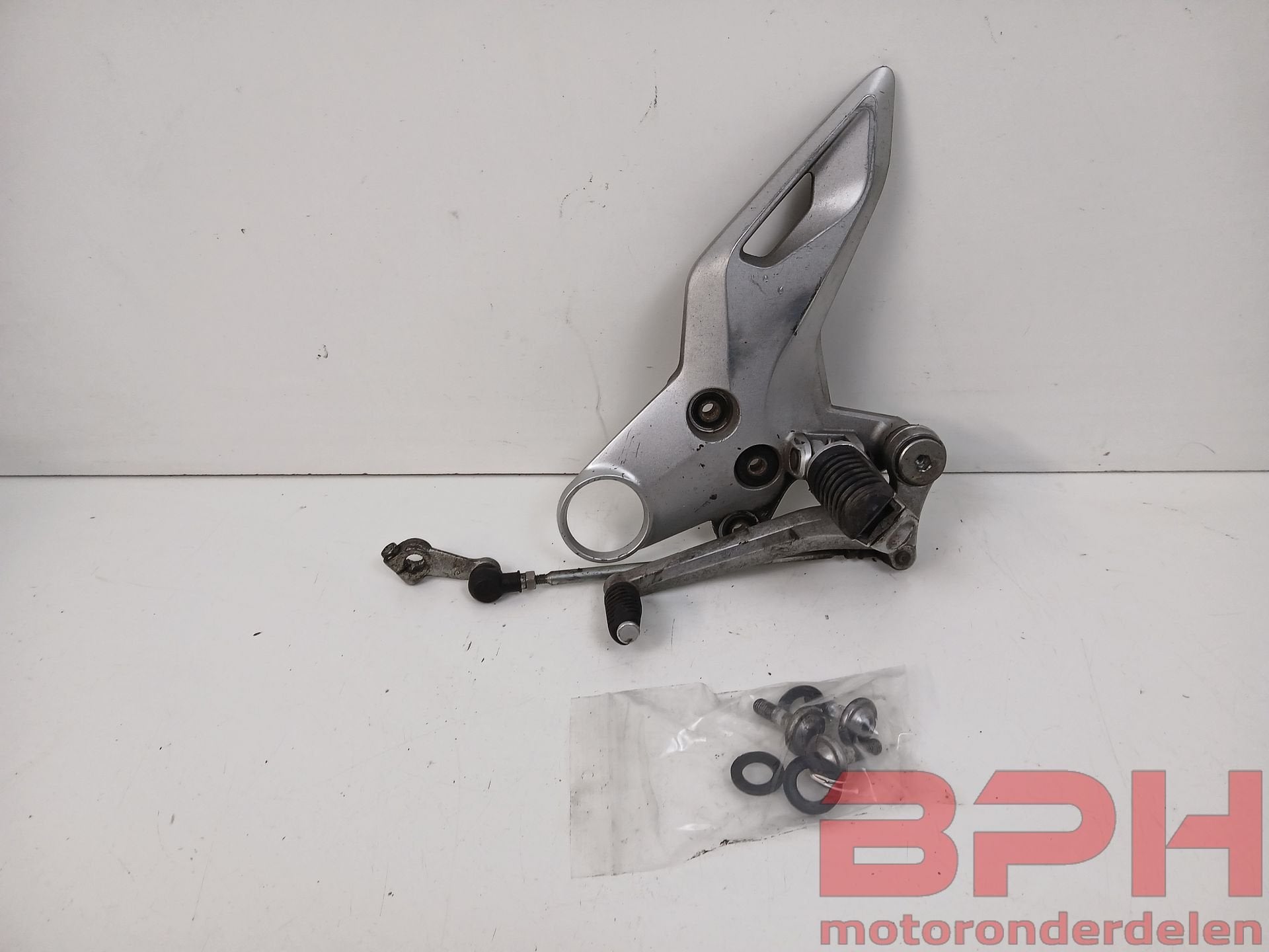Schetsplaat + schakelpook Suzuki GSX1300BK GSX1300 B-king Bk, Motoren, Onderdelen | Suzuki, Gebruikt, -, -, Ophalen of Verzenden
