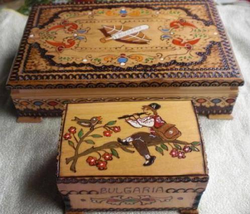 4 MOOI BEWERKTE DOOSJES * 1 VOOR SIGARETTEN * Bulgarije, Houtsnijwerk, Verzenden, Handgemaakt, Hout