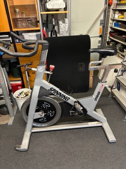 Professionele spinningfiets met vliegwiel, min. pr. 80 euro., Sport en Fitness, Fitnessapparatuur, Ophalen, Gebruikt, Spinningfiets