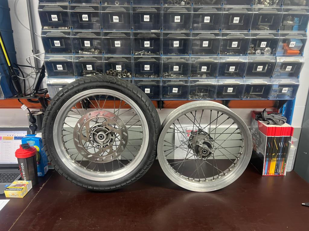 Derbi senda 12mm velgenset, Derbi, Overige typen, Ophalen of Verzenden, 12mm velgen set