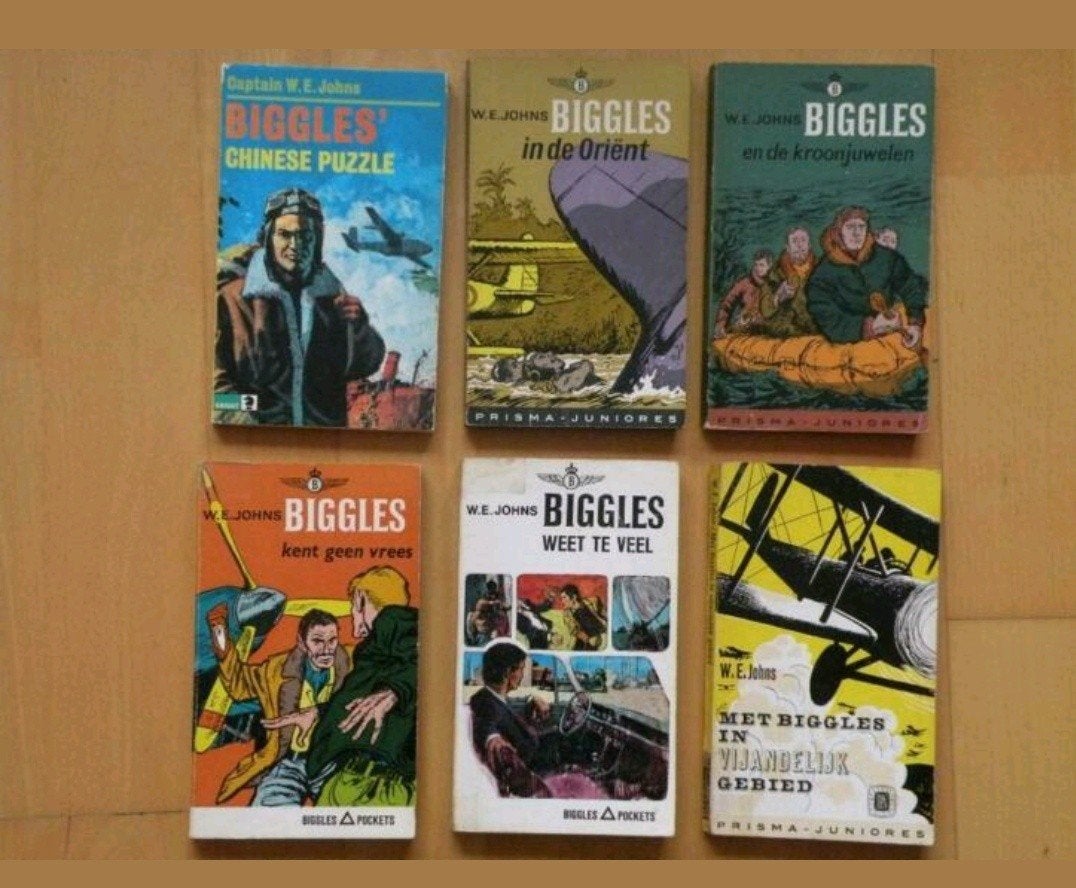 44 st Biggles boekjes, Ophalen of Verzenden, Gelezen