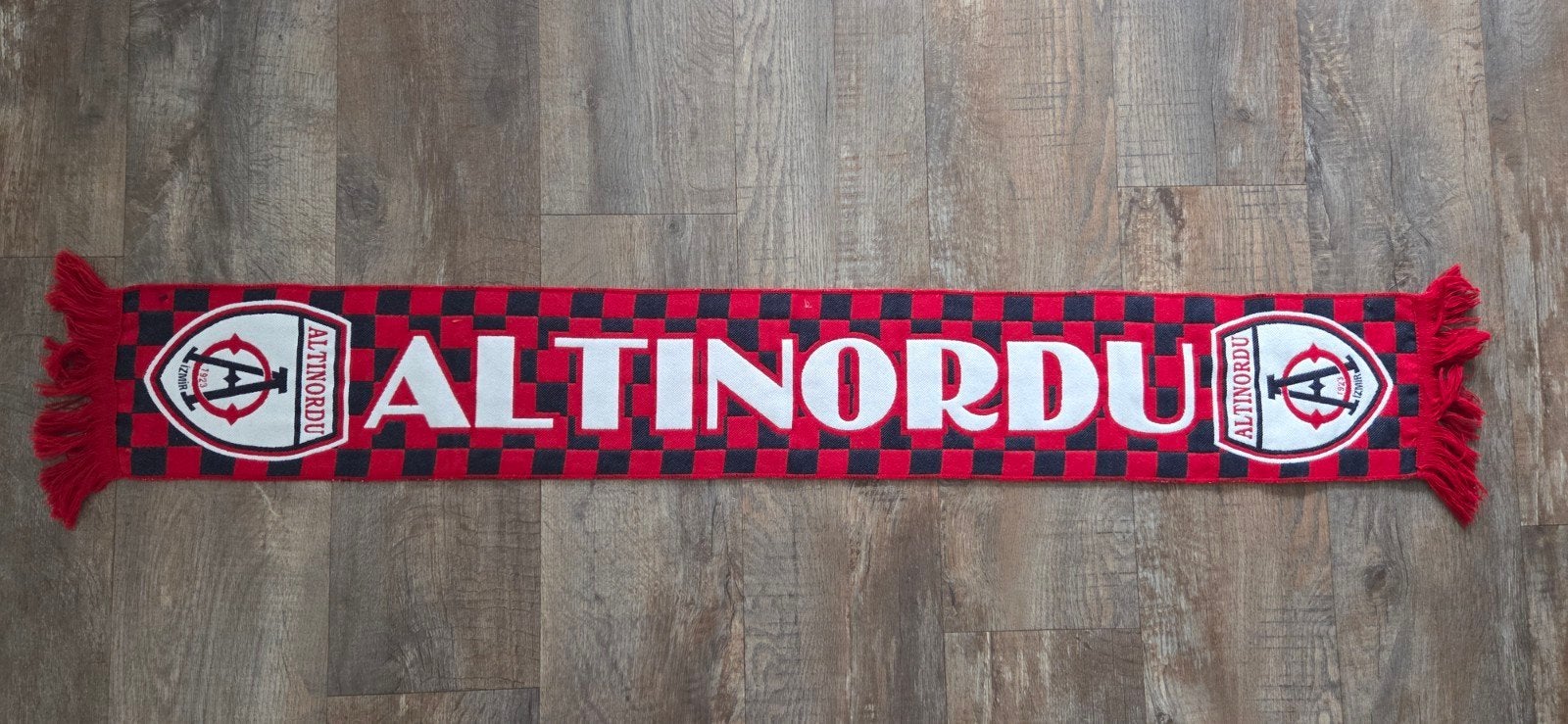 Sjaal FK Altinordu Izmir, Ophalen of Verzenden, Zo goed als nieuw, Buitenlandse clubs, Vaantje of Sjaal